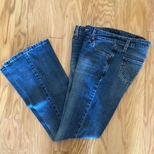 Levi’s flared low rise jeans size 3 medium